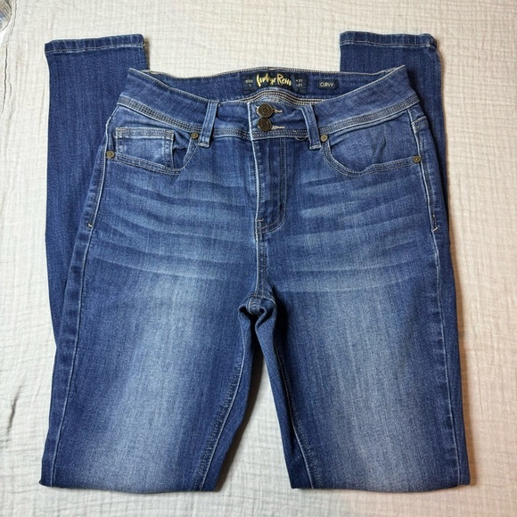 Indigo Rein Womens Curvy Fit Distressed Ripped Skinny Jeans Dark Wash Size 7 - Picture 2 of 6